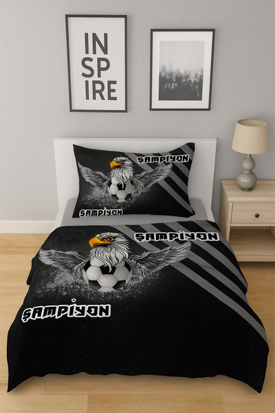 Bebişim Halı Taraftar Siyah Beyaz Pike & Yatak Örtüsü (YASTIK KILIFLI)