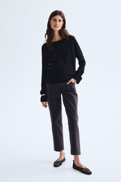 H&M MAMA Straight Ankle Jeans