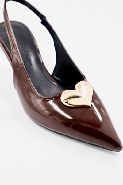 Sister in Love Love Heart Detailed Patent Leather Heeled Shoes