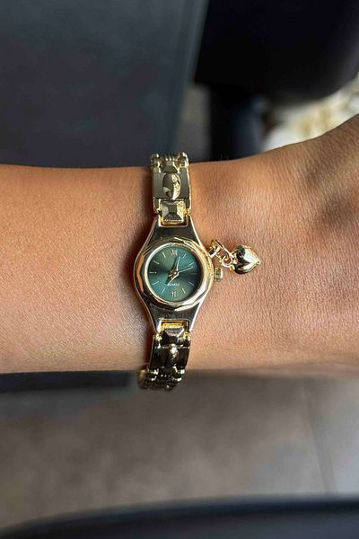 keisy Vanessi Heart Detailed Minimal Women's Wristwatch