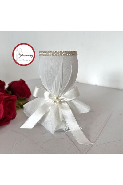 Gelincimherşey Takı Töreni Için Fiyonklu Incili Dantel Süslü Kadeh Iğnelik