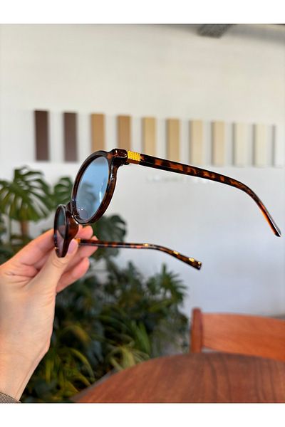 funeyes Miux Blue Glass Leopard Frame Sunglasses Trendy Color Model with Metal Accessories