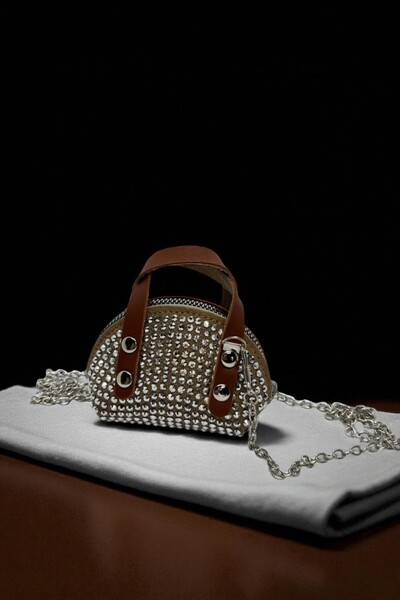 MODA TAŞLI MİNİ ÇAPRAZ ASKILI ÇANTA