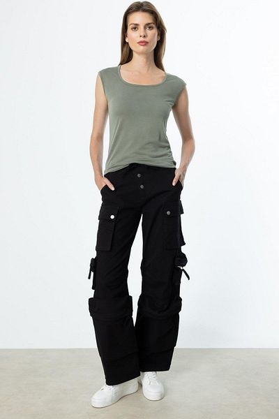 On Fashion Blouse Sleeveless U Neck