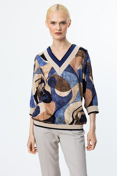 On Fashion V-Neck Ribbed Patterned Blouse