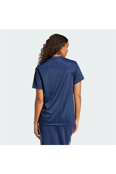 adidas JC7699-K adidas Linear Graphic Boyfriend γυναικείο μπλουζάκι Navy Blue