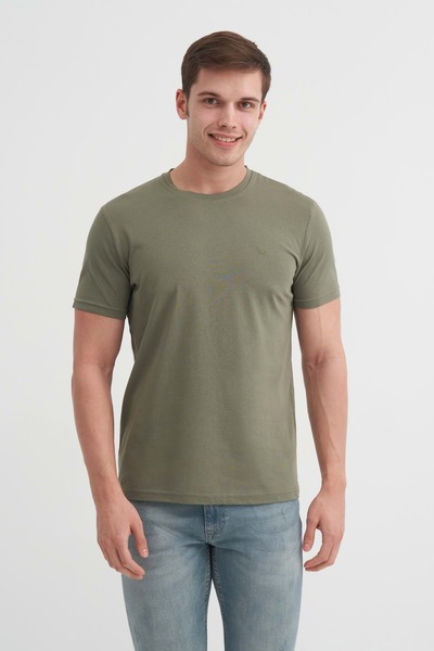 Cazador Βαμβακερό απλό μπλουζάκι με λεπτή εφαρμογή με λαιμόκοψη