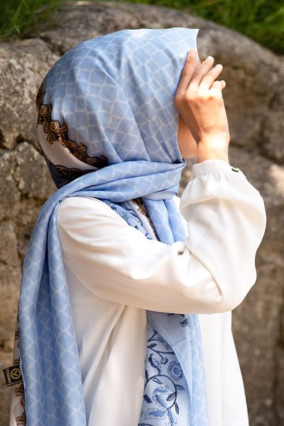 Vissona Women's Fresh Silk Shawl Baby Blue Gold