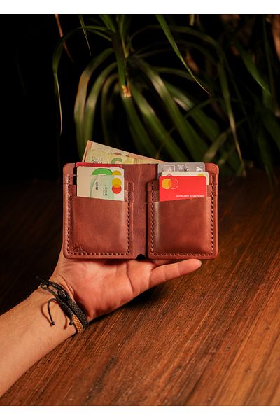 Derimoda Genuine Leather Classic Men's Wallet – Stylish Design with Card Holder and Cash Compartment