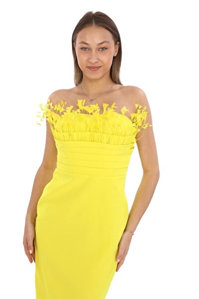 Robes Straplez Model Tüy Detaylı Midi Boy Kalem Elbise