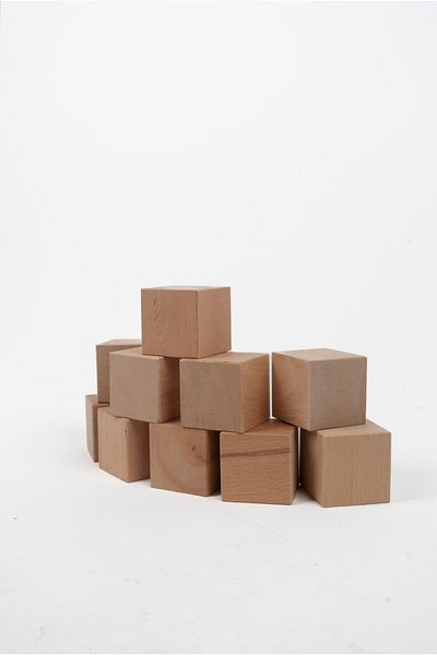 GOart Wooden Colored Cube Blocks 2 cm - 100 Pieces - Natural Wooden Cube