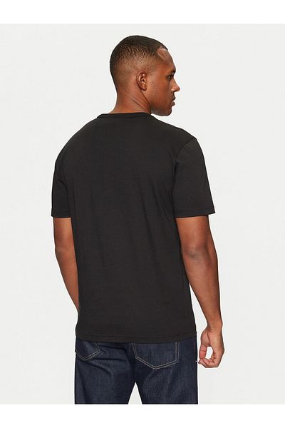 Calvin Klein Men's T-Shirt - Relaxed Fit