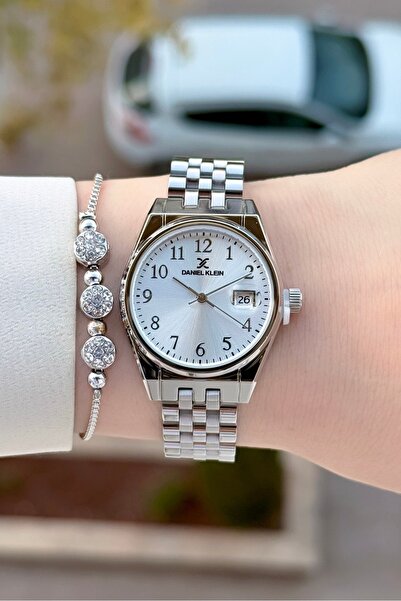 Daniel Klein Silver Renk 24 Ay Garantili 30 Mm Kadın Kol Saati ve Bileklik