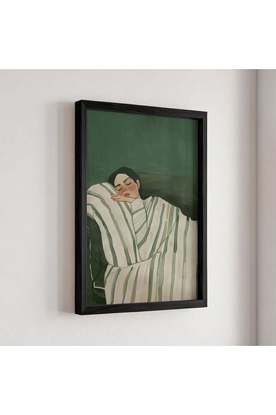 HİGUERA Femeie în odihnă în ton verde minimalist, pictură murală cu cadru din lemn natural