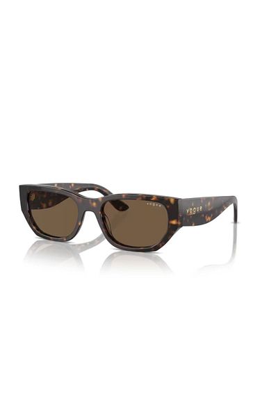 Vogue 5586 W65673 53 امرأة