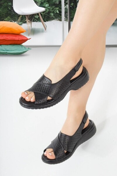 AYOOLS Women's Flexible Banded Geometric Laser Cut Eva Sole Sandals Prs280880