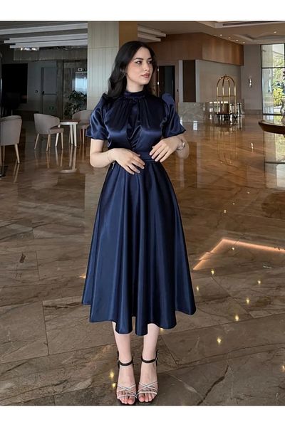 PERADO Nil Navy Blue Flared Skirt Short Sleeve Midi Length Satin Evening Dress