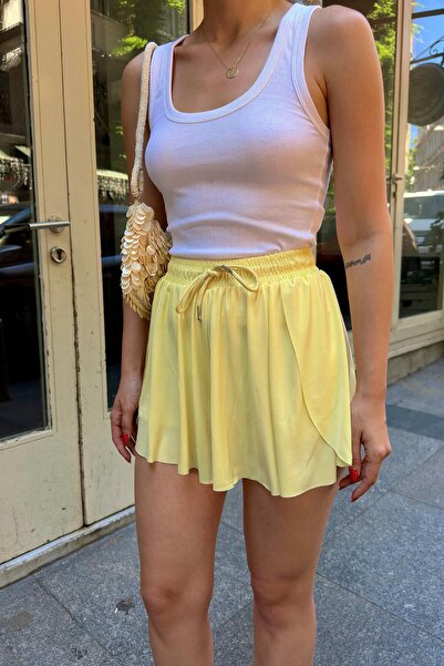 Swist Sarı Bol Kesim Çift Kat Kadın Spor Şort
