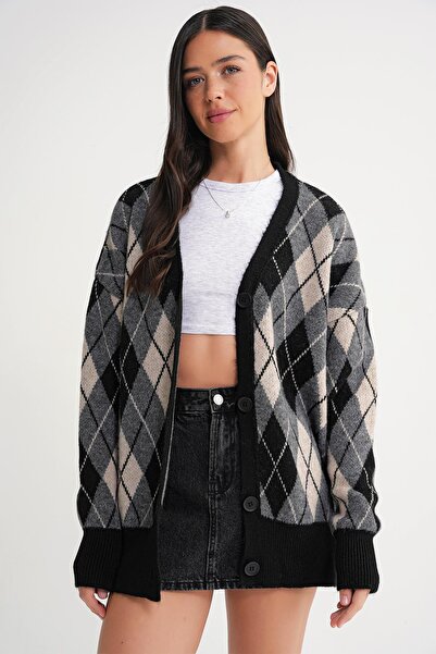Mixray 6937 Women's Diamond Patterned Oversize Knitwear Cardigan Black