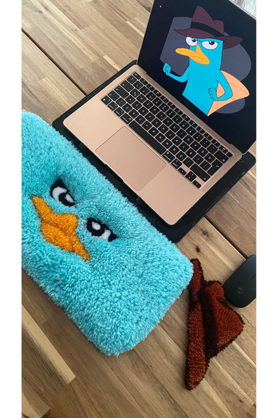 Angeles Rug Ajan Peggy Keyboard Rug- El Yapımı Klavye Halısı ve Kol Desteği