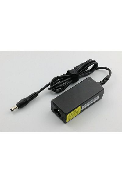 CoreParts Zasilacz dla Toshiba 45W 19V 2.37A Wtyk: 5.5*2.5, prosty, EU, MBXTO-AC0010