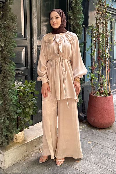 Ovn. Flush Collar Tie Suit - Beige