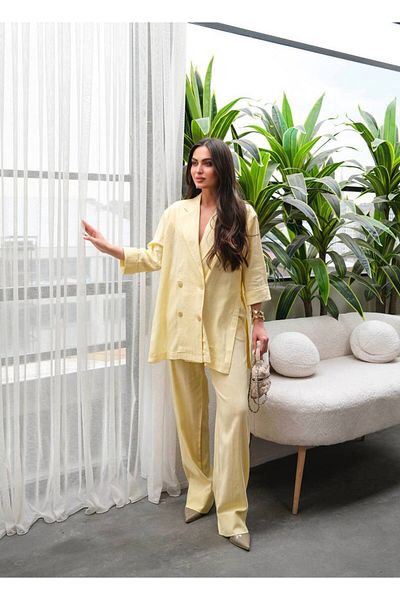 ossons Linen Suit with Side Slits