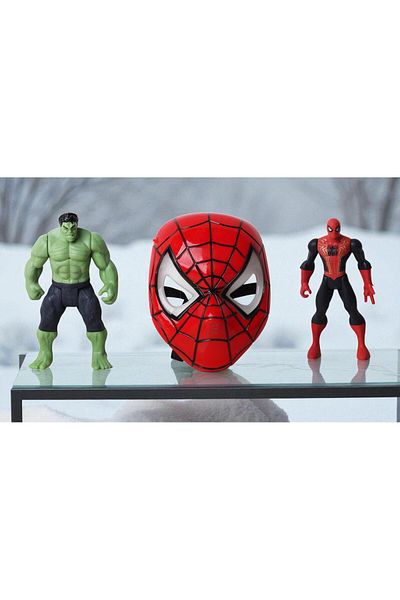 e-life shop Avengers Spider-Man Hulk Figure Toy Spider-Man Lighted Mask Set 3-Piece Super Hero Toy