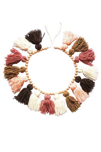 Decocove Decocove decorative garland, 109.2 cm, cotton, wood, multicolor