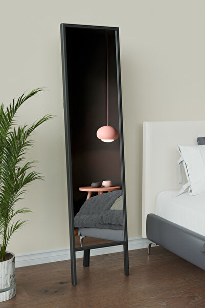 Hediyeler Kapında PVC Çerçeveli Ayakli Boy Aynası 145 x 35 cm