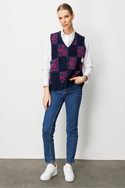 Desen Triko Women's Pıtırcık Floral Patchwork Felt Wool Vest Sıgglen