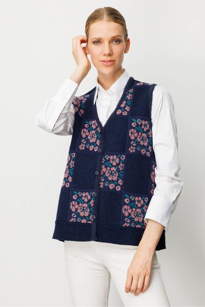 Desen Triko Women's Pıtırcık Flower Patchwork Felt Wool Vest Y.G.Kurusu