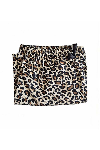 DERENE Milan Night Women's Pajama Shorts with Leopard Print-Chic Design