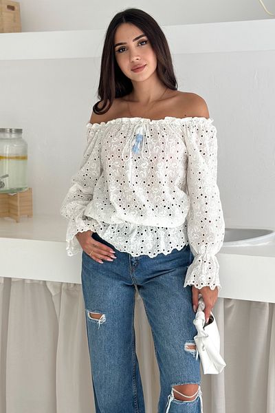 FEMELLE Women's White Brode Lace Madonna Collar Ruffled Long Sleeve Guipure Detail Romantic Design