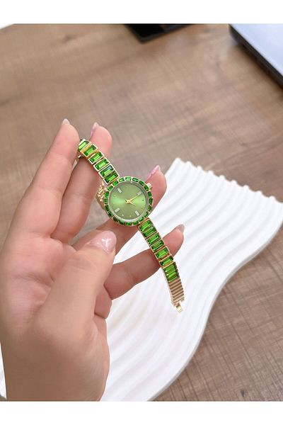 LOOQ ساعة يد نسائية بتصميم أنيق من Waterway Stone
