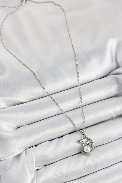 ForWhat قلادة على شكل أرنب هلالية من الفولاذ الفضي للمرأة الأنيقة