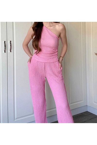 MODA DURAĞI One-Shoulder Seersucker Suit