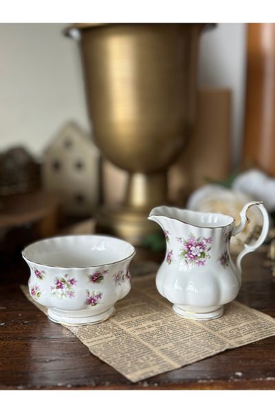 Royal Albert Antique Royal Albert Sweet Violets Purple Floral Porcelain Sugar Bowl Milk Jug Set of 2