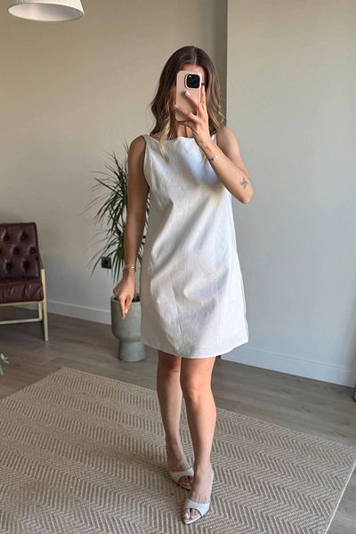 Sue Store Rochie albă din in, căptușită fără spate