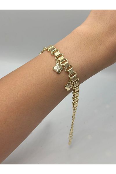 MyladyAccessoriess Premium Charm Bracelet with Single Stone and Clover Detail