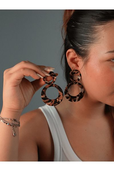 Sumen Butik Leopard Pattern Dangle Earrings