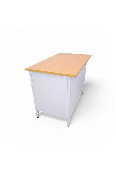 concent Iron desk on a wooden surface