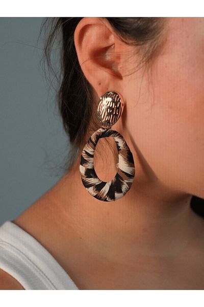 Sumen Butik Leopard Pattern Dangle Earrings