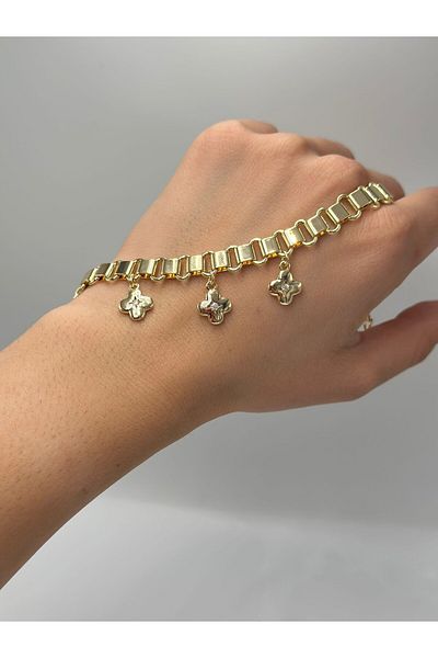 MyladyAccessoriess Premium Charm Bracelet with Single Stone and Clover Detail