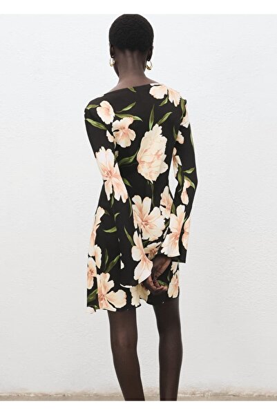 MANGO Woman Çiçek desenli volanlı kollu elbise