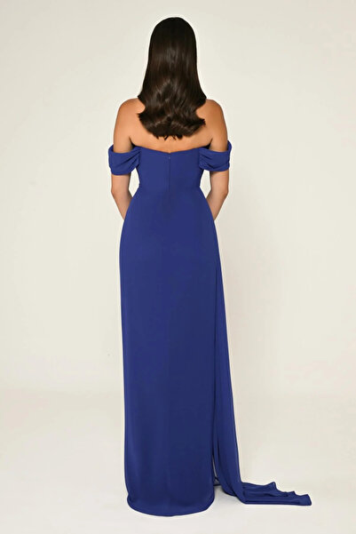 ALFABETA STRAPLEZ YAKA DÜŞÜK KOL DERİN YIRTMAÇ DETAYLI ŞIK UZUN ŞİFON ELBİSE ABİYE