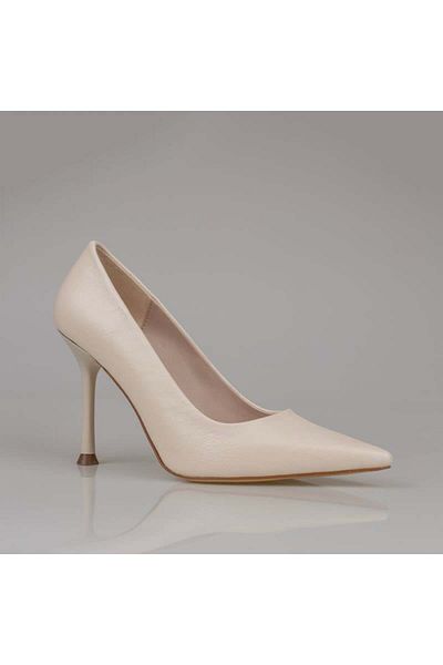 Trend Adımlar Cream Women's Flat Leather Stiletto