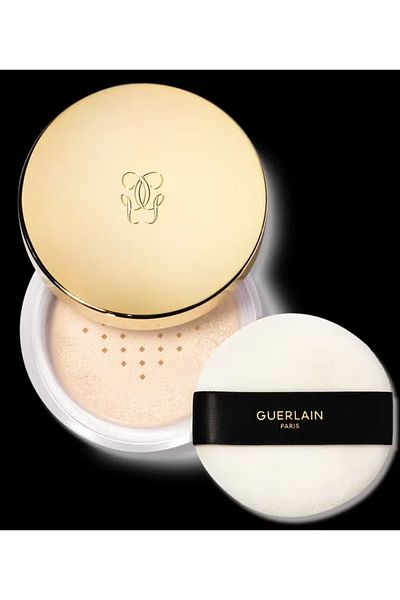 Guerlain Loose powder to conceal fine imperfections and add transparency and radiance to the skin.