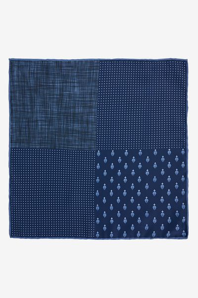 ALTINYILDIZ CLASSICS Men's Navy Blue Handkerchief
