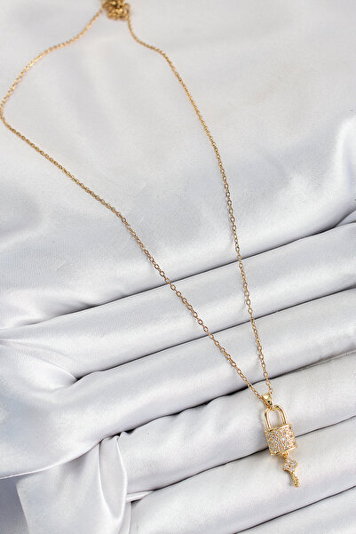 ForWhat قلادة على شكل مفتاح متدلي من الزركون الصلب الذهبي للمرأة الأنيقة